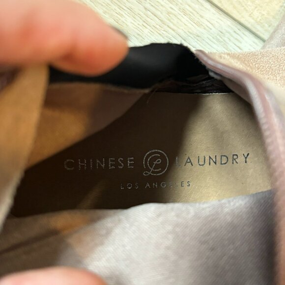 chinese laundry knee-high taupe light brown faux suede small heeled boots - Picture 4 of 5